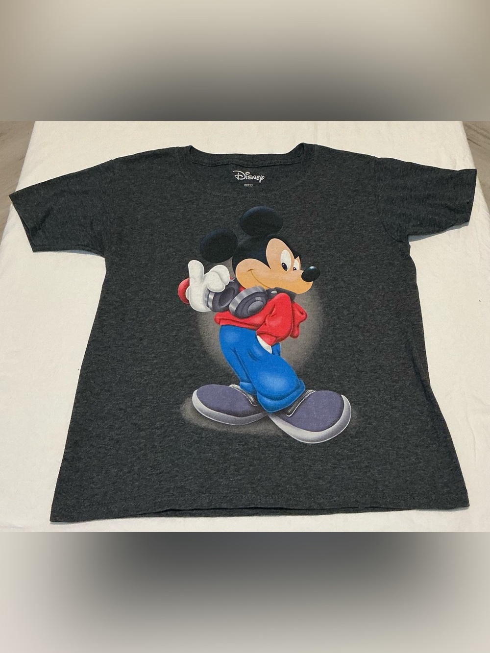 Disney Boys Mickey Mouse Streetwear Headphones Graphic Tee Size XS 4/5